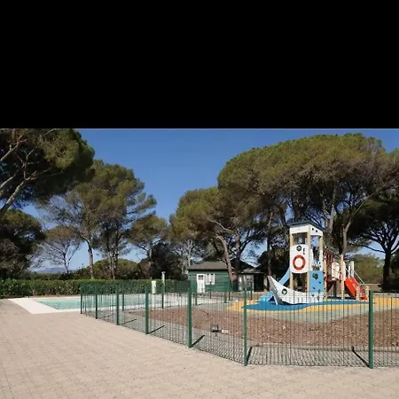 Du Golf De Vallescure *